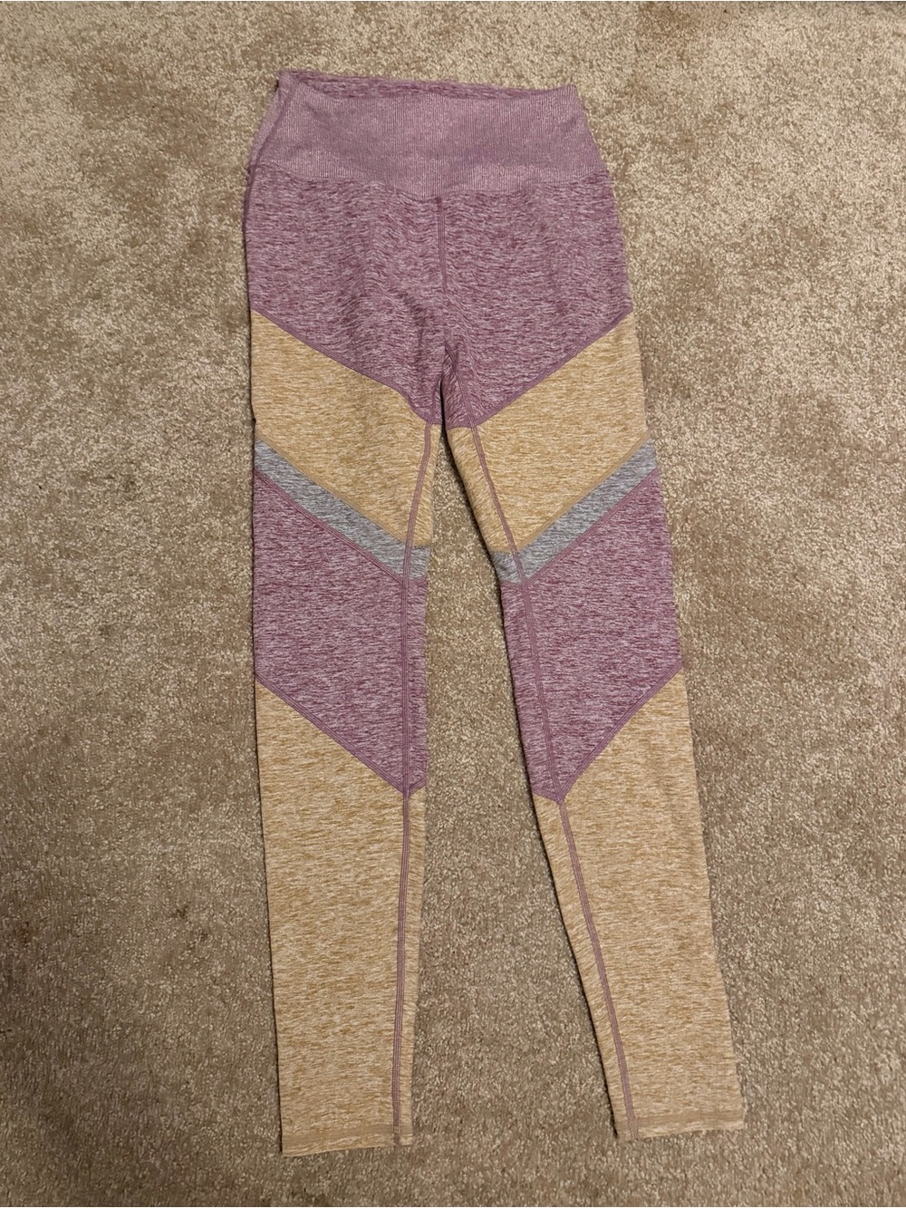 ALO Yoga Colorblock High-Rise Leggings - Mauve & Tan